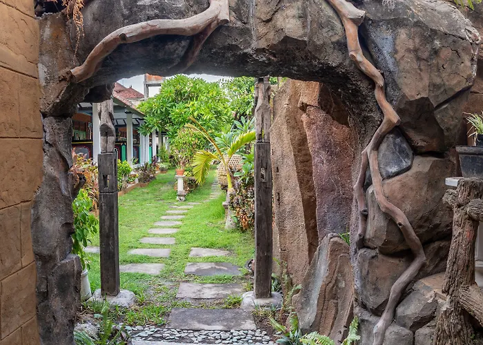 Binaria Museum Hotel 2*