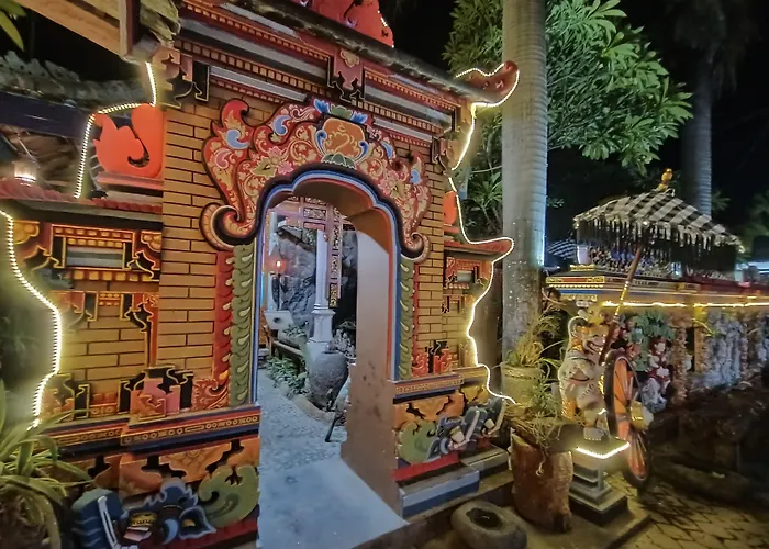 酒店 Binaria Museum 罗威那